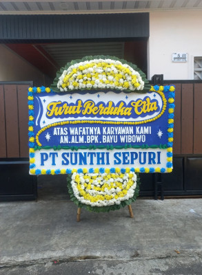 Papan Bunga Duka di Malingping